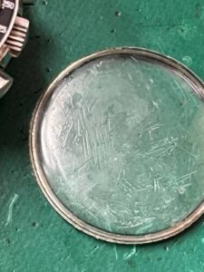 オメガスピードマスター手巻きRef.145.022風防交換、ベルト修理しました